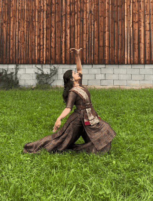 Aiswarya dancing in Lermoos. 